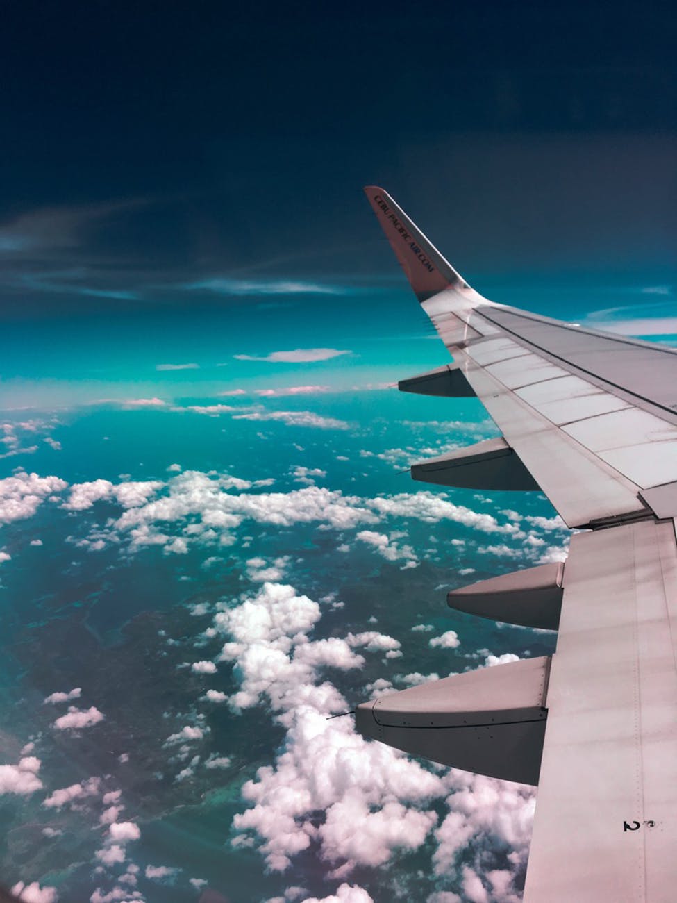 Emerging Travel Trends to Watch in 2025
